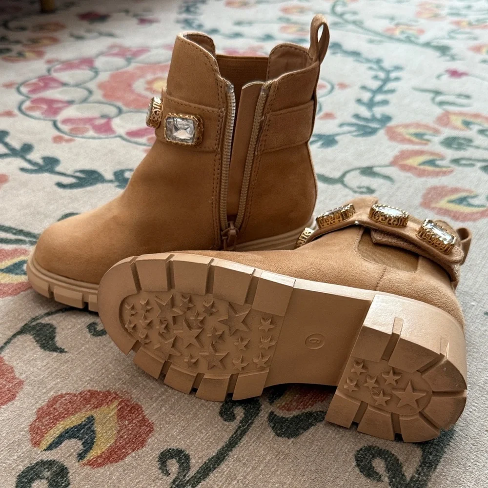 New LAICIGO Girls Chelsea Studded Boots - Picture 4 of 4